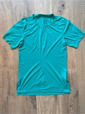 Nike Yoga Dri-FIT Slim Fit Shirt Men’s Small Teal Athletic Workout T-Shirt